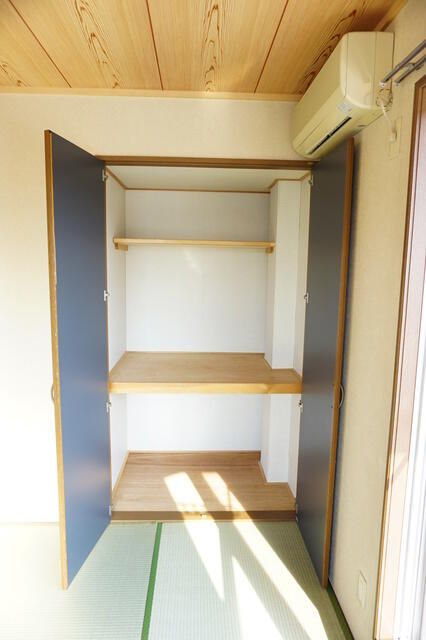 ��ʌ�����s�≺���R���ڂ̃}���V�����̎��[