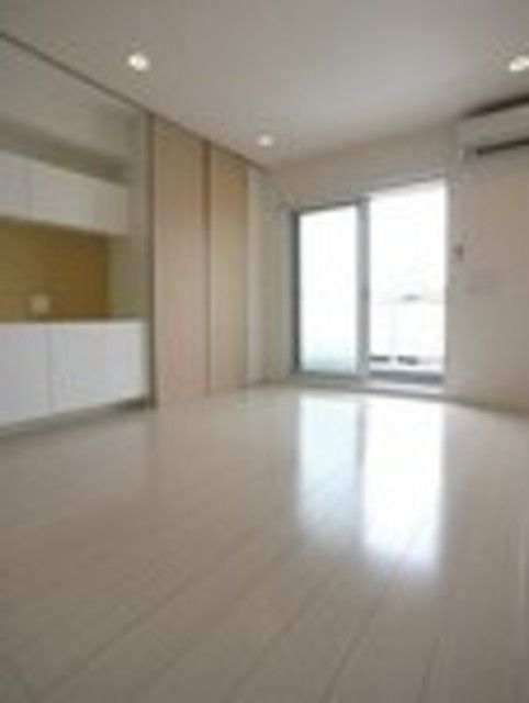 ��ʌ��������܎s��捪�݂P���ڂ̃}���V�����̋��ԁE���r���O