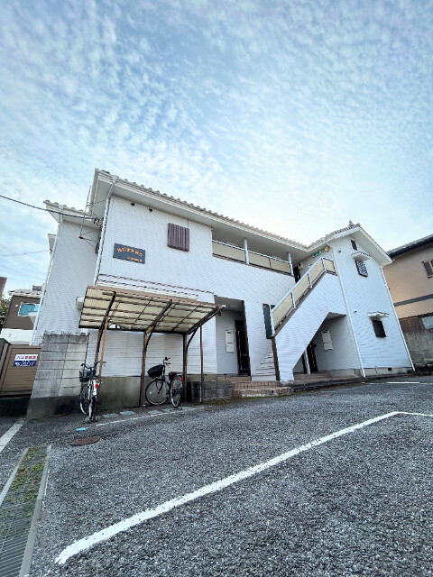 ��ʌ��������܎s�k��������Q���ڂ̃A�p�[�g�̌����O��