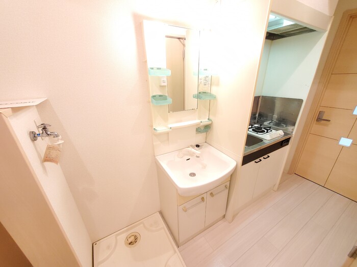 ��ʌ��������܎s��{��听���R���ڂ̃A�p�[�g�̐��ʏ�