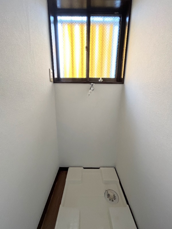 ��ʌ��������܎s�k��������Q���ڂ̃A�p�[�g�̂��̑������E�X�y�[�X