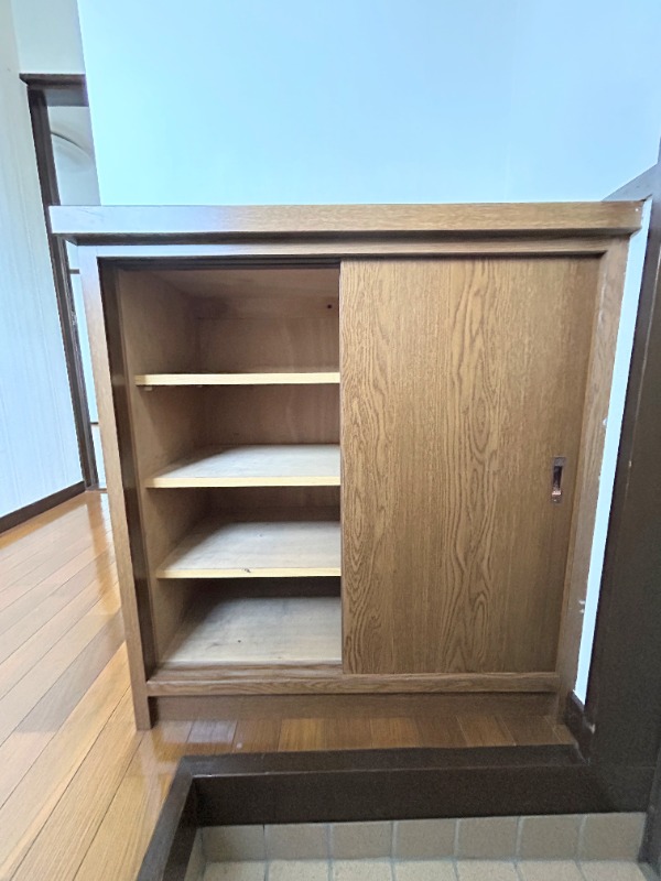 ��ʌ��������܎s�k��������Q���ڂ̃A�p�[�g�̌���