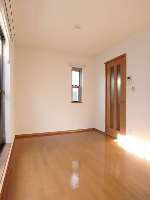 ��ʌ��������܎s�k��y�C���P���ڂ̃A�p�[�g�̂��̑������E�X�y�[�X