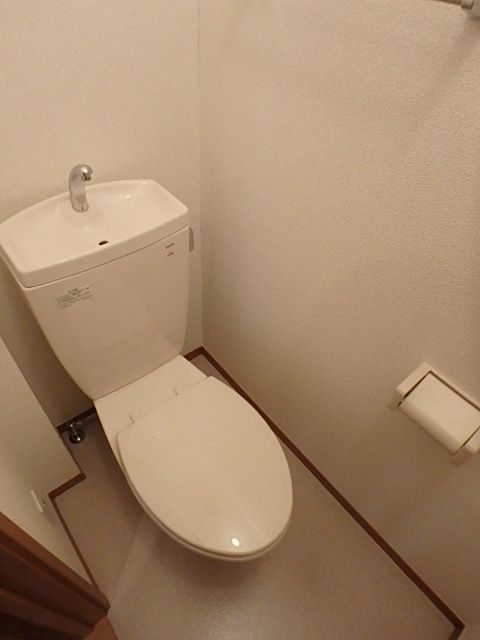 ��ʌ��������܎s�k��y�C���P���ڂ̃A�p�[�g�̃g�C��