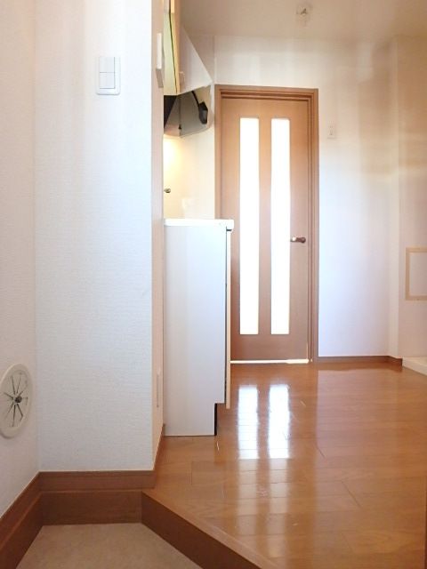 ��ʌ��������܎s�k��y�C���P���ڂ̃A�p�[�g�̌���