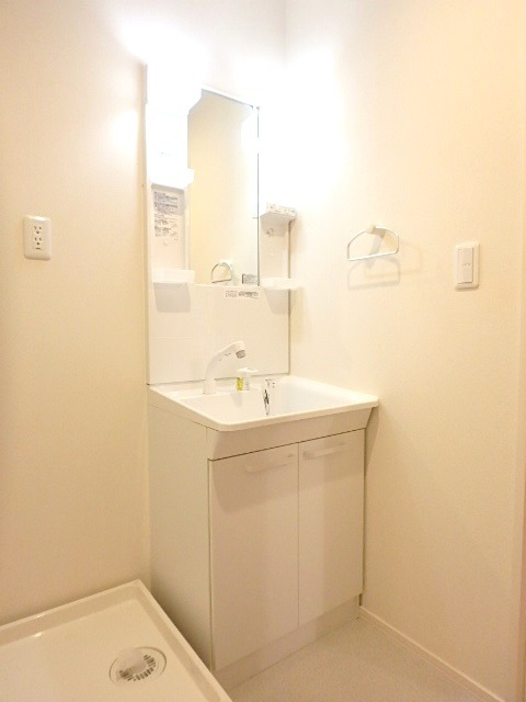 ��ʌ��������܎s������厚�������̃}���V�����̐��ʏ�