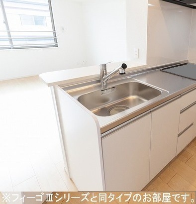 ��ʌ��������܎s����厚�w��̃A�p�[�g�̃L�b�`��