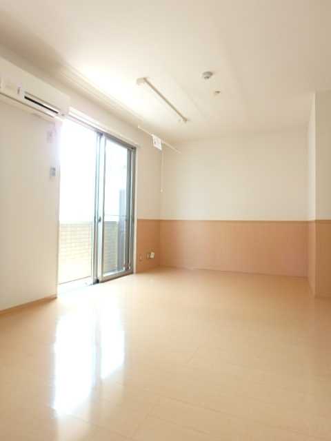 ��ʌ��������܎s��{��V�����Q���ڂ̃A�p�[�g�̋��ԁE���r���O