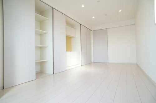 ��ʌ��z�J�s���C�N�^�E���U���ڂ̃}���V�����̎��[