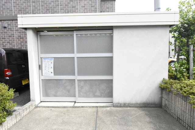 ��ʌ��������܎s�k�捡�H���̃A�p�[�g�̂��̑�