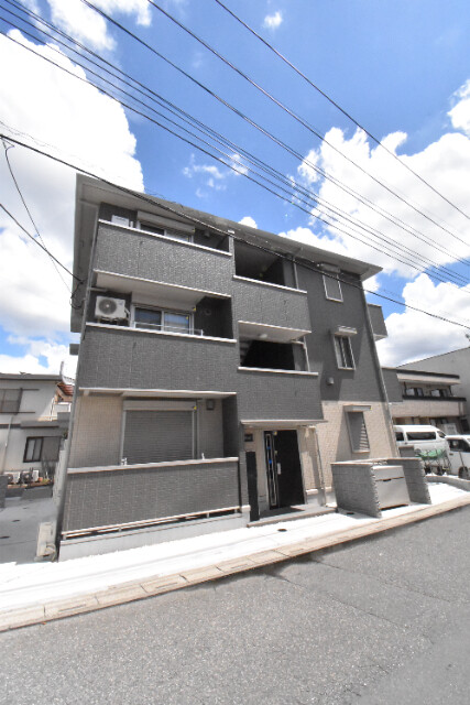 ��ʌ��������܎s�k�擌�听���Q���ڂ̃A�p�[�g�̌����O��