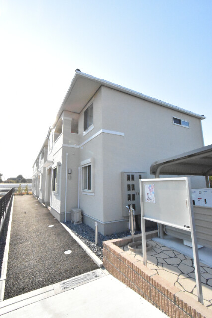 ��ʌ�����s�厚���s���̃A�p�[�g�̌����O��