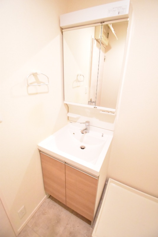 ��ʌ�����s���؂P���ڂ̃}���V�����̐��ʏ�