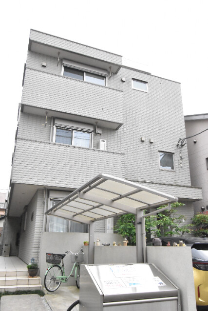 ��ʌ�����s���؂P���ڂ̃}���V�����̃G���g�����X