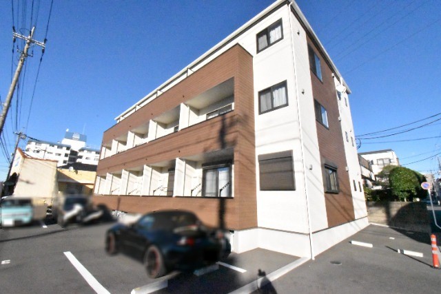 ��ʌ��z�J�s���������̃A�p�[�g�̌����O��