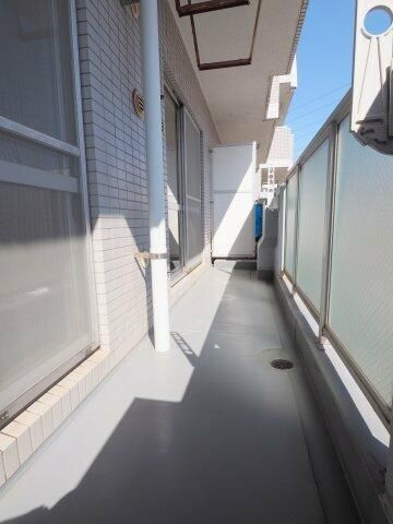 ��ʌ�����s������S���ڂ̃}���V�����̃o���R�j�[