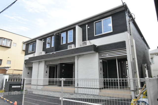 ��ʌ��������܎s�������˂U���ڂ̃A�p�[�g�̌����O��