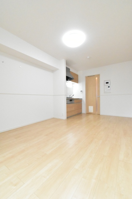 ��ʌ��������܎s�������˂U���ڂ̃A�p�[�g�̋��ԁE���r���O