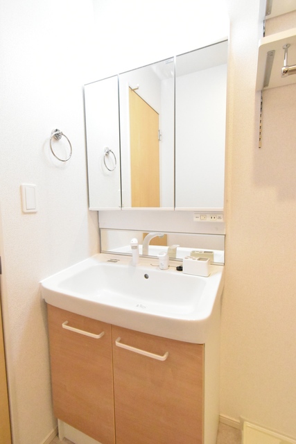 ��ʌ��������܎s�������˂U���ڂ̃A�p�[�g�̐��ʏ�