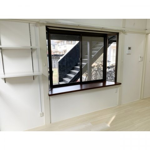 ��ʌ��������܎s��΋���K���̃A�p�[�g�̂��̑������E�X�y�[�X