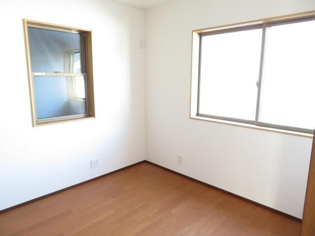 ��ʌ��z�J�s�J�����Q���ڂ̈�ˌ��Ă̂��̑������E�X�y�[�X