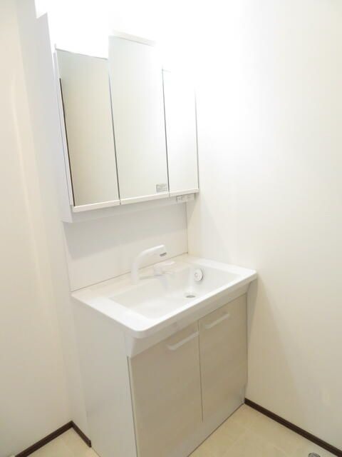 ��ʌ��z�J�s�J�����Q���ڂ̈�ˌ��Ă̐��ʏ�