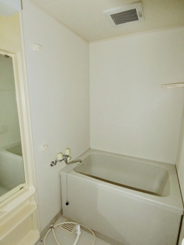 ��ʌ��@�c�s�厚�쓇�̃}���V�����̃o�X