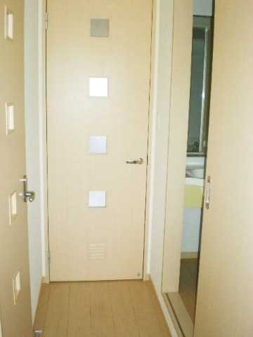 ��ʌ��������܎s�����擌��{�U���ڂ̃A�p�[�g�̌���