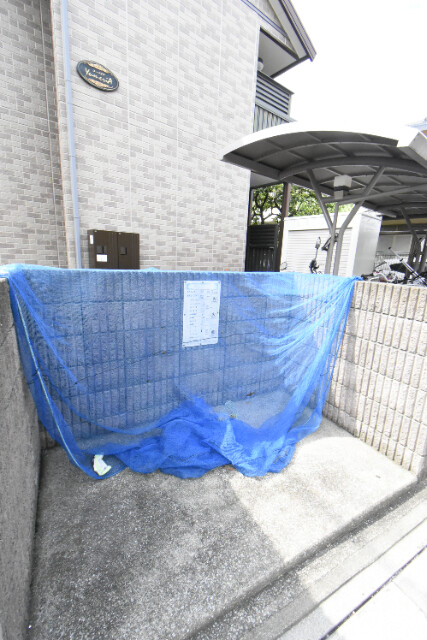 ��ʌ��������܎s�����擌��{�U���ڂ̃A�p�[�g�̂��̑�