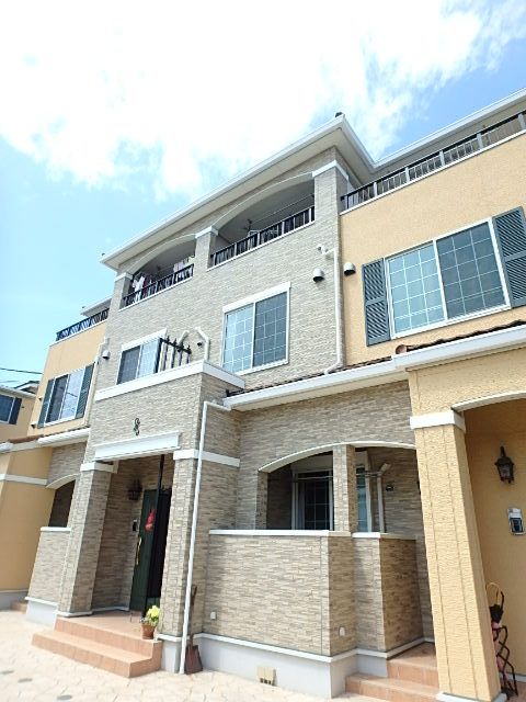 ��ʌ��������܎s������{�����U����1-13�̃A�p�[�g�̌����O��