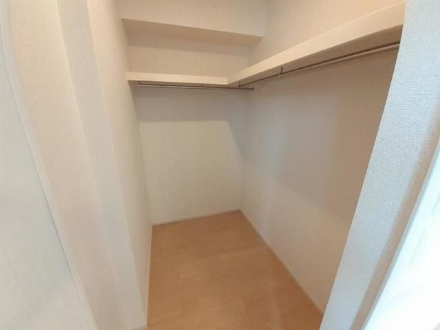 ��ʌ��@�c�s���m�؂P���ڂ̃A�p�[�g�̎��[