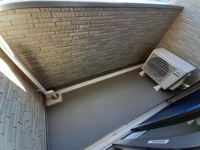 ��ʌ��@�c�s���m�؂P���ڂ̃A�p�[�g�̃o���R�j�[