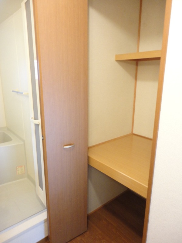 ��ʌ��������܎s�������J�R���ڂ̃A�p�[�g�̎��[