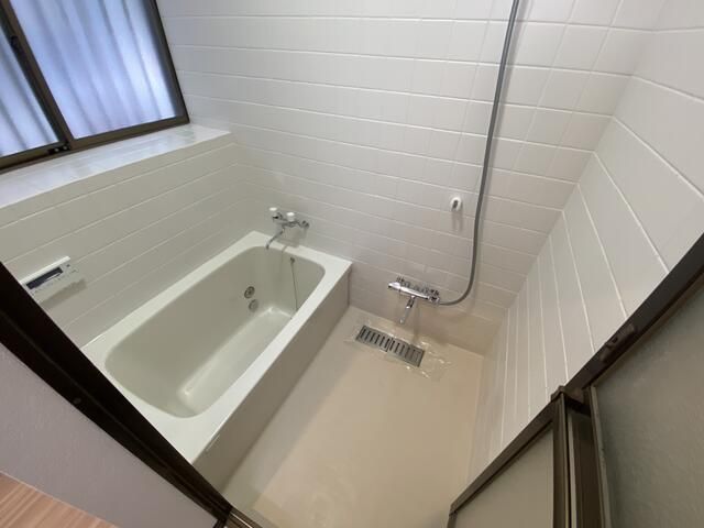 ��ʌ��z�J�s�_�����Q���ڂ̈�ˌ��Ẵo�X