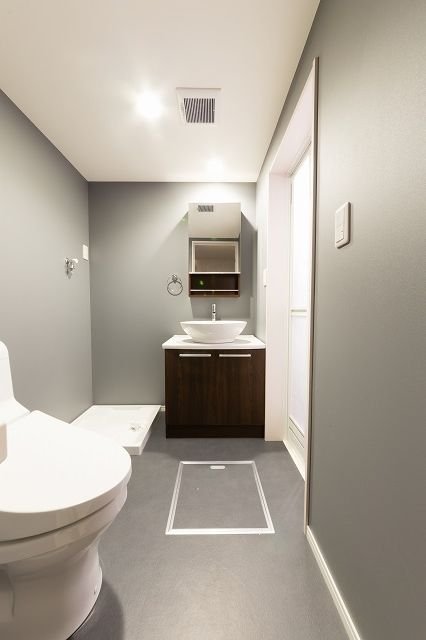 ��ʌ��������܎s�k����i���R���ڂ̃A�p�[�g�̐��ʏ�