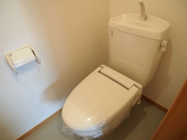 ��ʌ��k�����S�ɓޒ������j�Q���ڂ̃A�p�[�g�̃g�C��