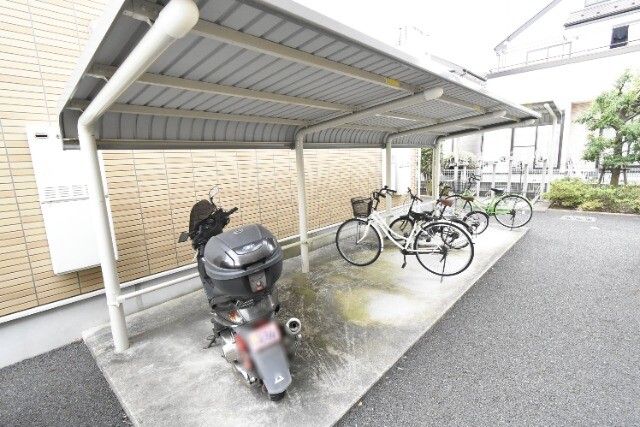 ��ʌ��k�����S�ɓޒ������j�Q���ڂ̃A�p�[�g�̂��̑�