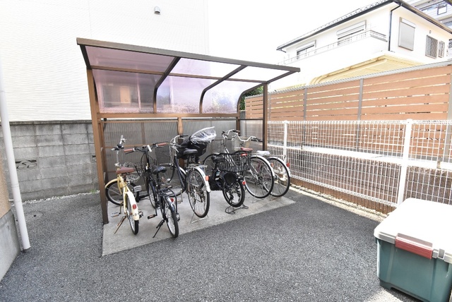 ��ʌ��������܎s��{��������P���ڂ̃A�p�[�g�̂��̑�