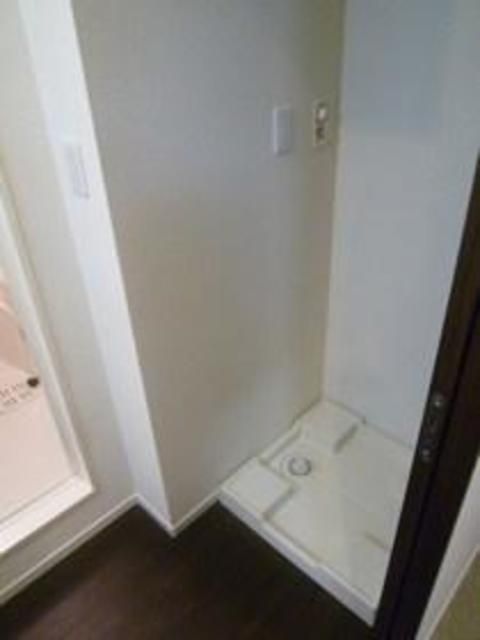 ��ʌ��������܎s�Y�a���ՂP�O���ڂ̃A�p�[�g�̂��̑��ݔ�