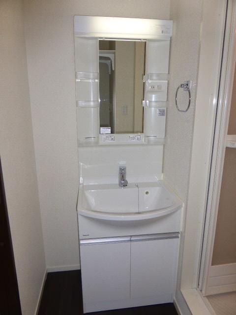 ��ʌ��������܎s�Y�a���ՂP�O���ڂ̃A�p�[�g�̐��ʏ�