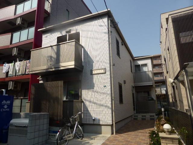 ��ʌ��������܎s�Y�a���ՂP�O���ڂ̃A�p�[�g�̃G���g�����X