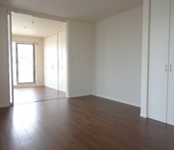 ��ʌ��������܎s���撆���P���ڂ̃}���V�����̋��ԁE���r���O