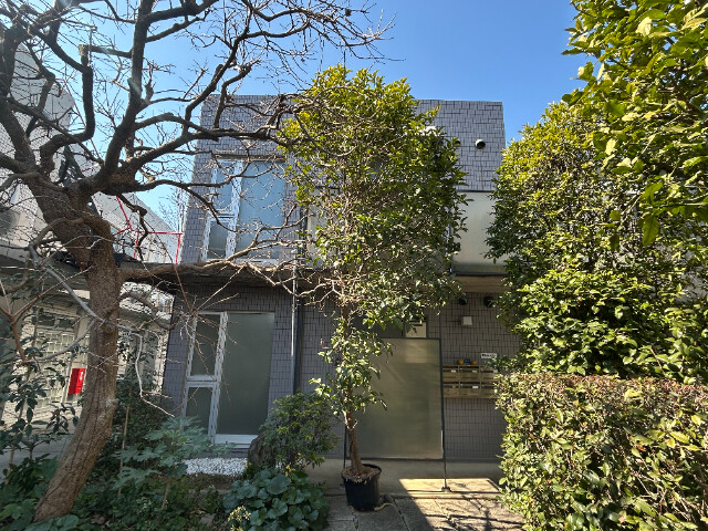 ��ʌ��������܎s�����扺�����Q���ڂ̃A�p�[�g�̌����O��