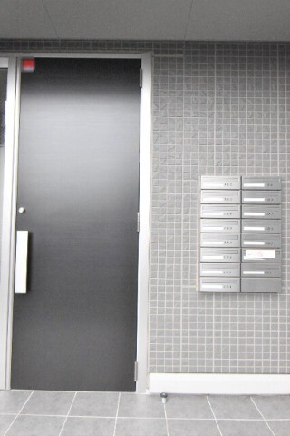 ��ʌ��z�J�s���S���ڂ̃A�p�[�g�̃G���g�����X