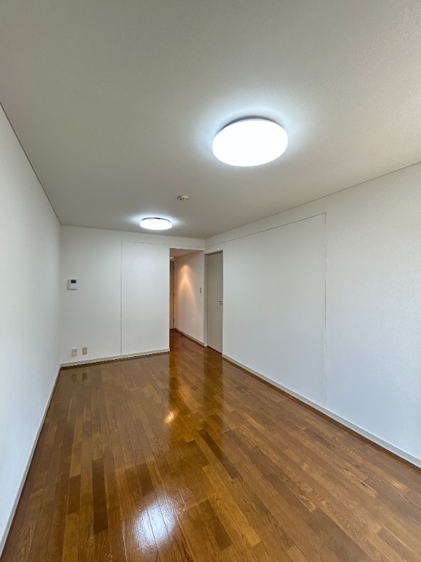 ��ʌ��������܎s�����扺�����Q���ڂ̃A�p�[�g�̋����E���r���O