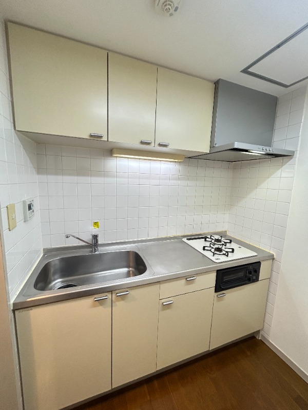 ��ʌ��������܎s�����扺�����Q���ڂ̃A�p�[�g�̂��̑������E�X�y�[�X