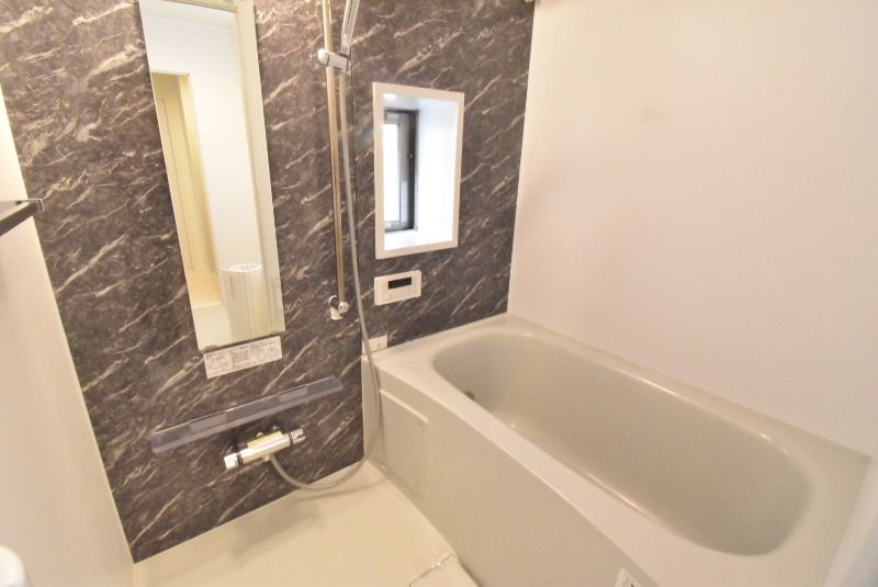 ��ʌ��������܎s�Y�a��ݒ��Q���ڂ̃A�p�[�g�̃o�X