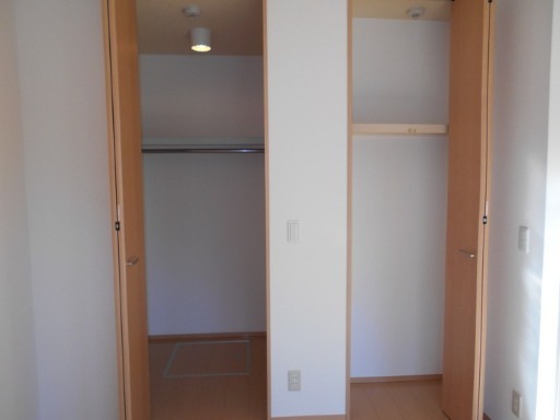 ��ʌ��z�J�s�z���J�̃A�p�[�g�̎��[