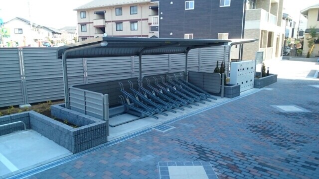 ��ʌ��������܎s����厚�_�c�̃A�p�[�g�̂��̑�