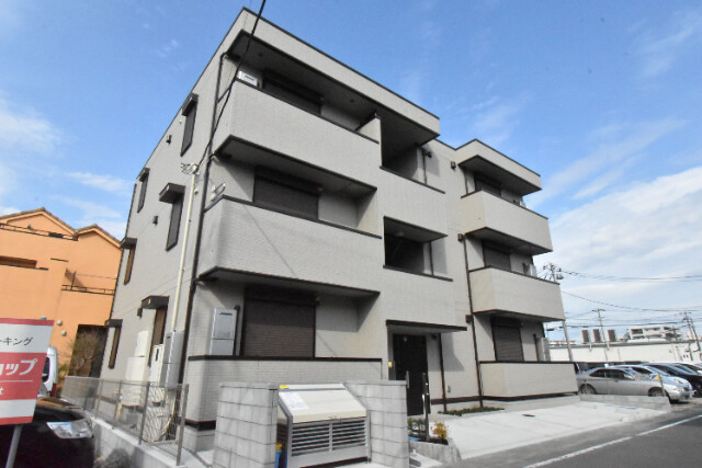 ��ʌ��z�J�s�V�z�J�P���ڂ̃A�p�[�g�̌����O��